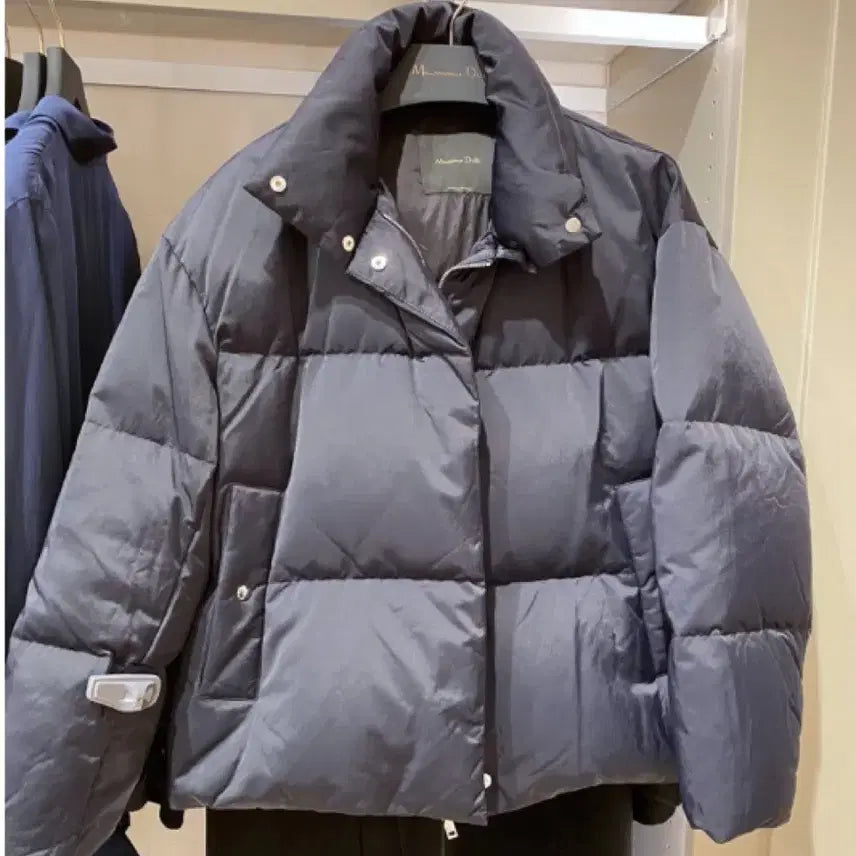 [BUNJANG] Massimo Dutti Satin Women's Padded Jacket / 마시모두띠 새틴 여성패딩