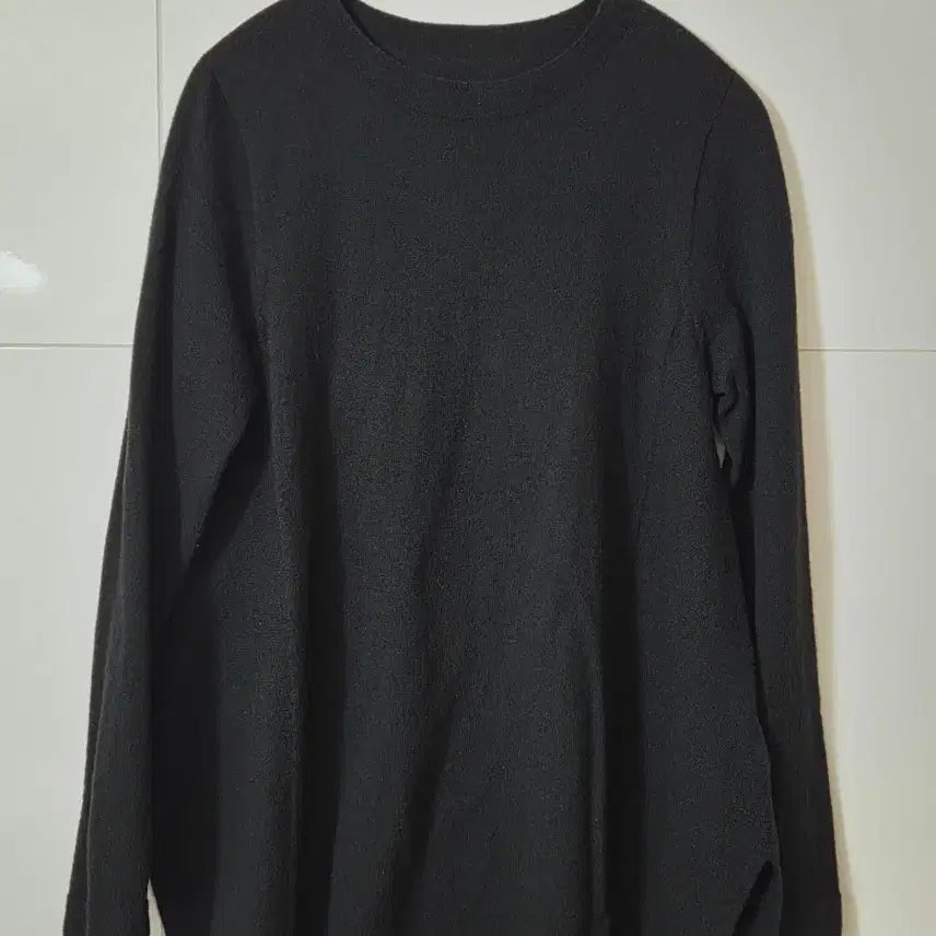 [BUNJANG] Vera Wang Black Round Neck Knit / 베라왕 블랙 라운드넥 니트