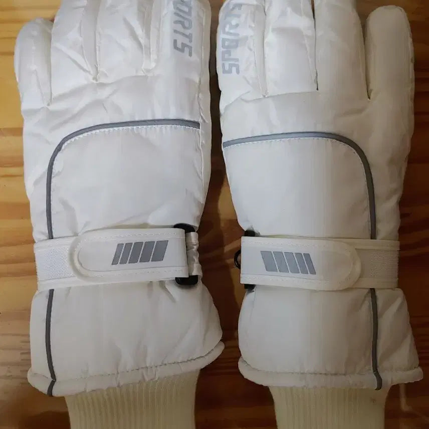 [BUNJANG] Women's Ski Mittens / 여자장갑 스포츠 스키 방한 장갑 화이트 11000원에 팝니다