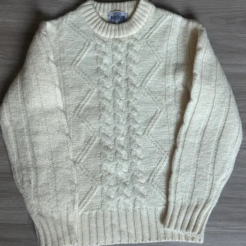 [BUNJANG] Ivory Knit Sweater / 아이보리 니트