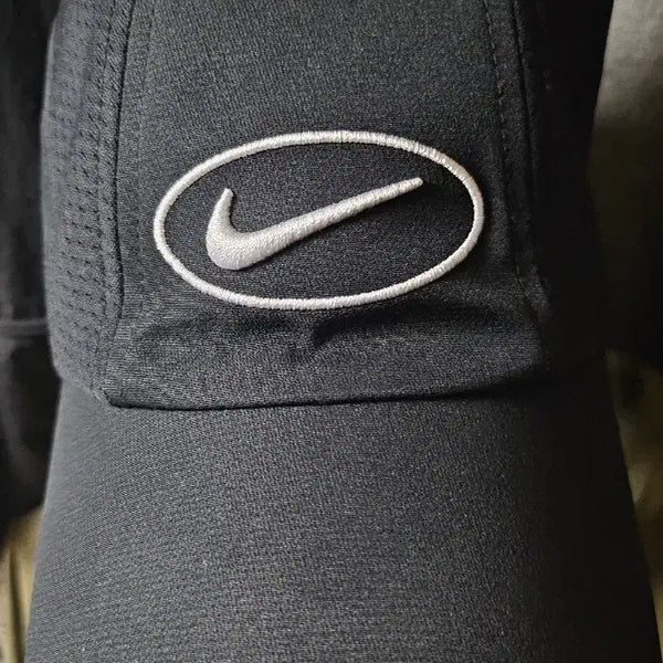 [BUNJANG] Supreme x Nike Running Hat Black / 슈프림 x 나이키 러닝 햇 블랙 - 25SS
