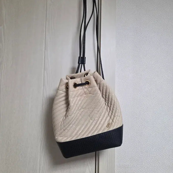 [BUNJANG] eEnk Ink Backpack (Cowhide) / eenk 잉크 백팩 (소가죽)