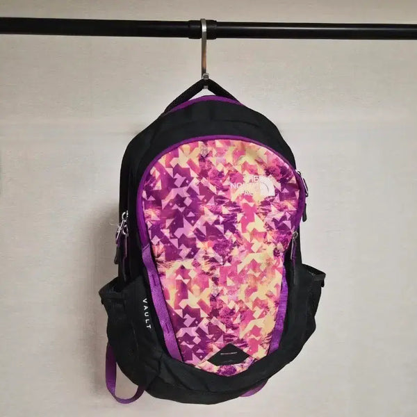 [BUNJANG] The North Face Backpack Pink/Black / 한번사용! 노스페이스 백팩 핑크/블랙