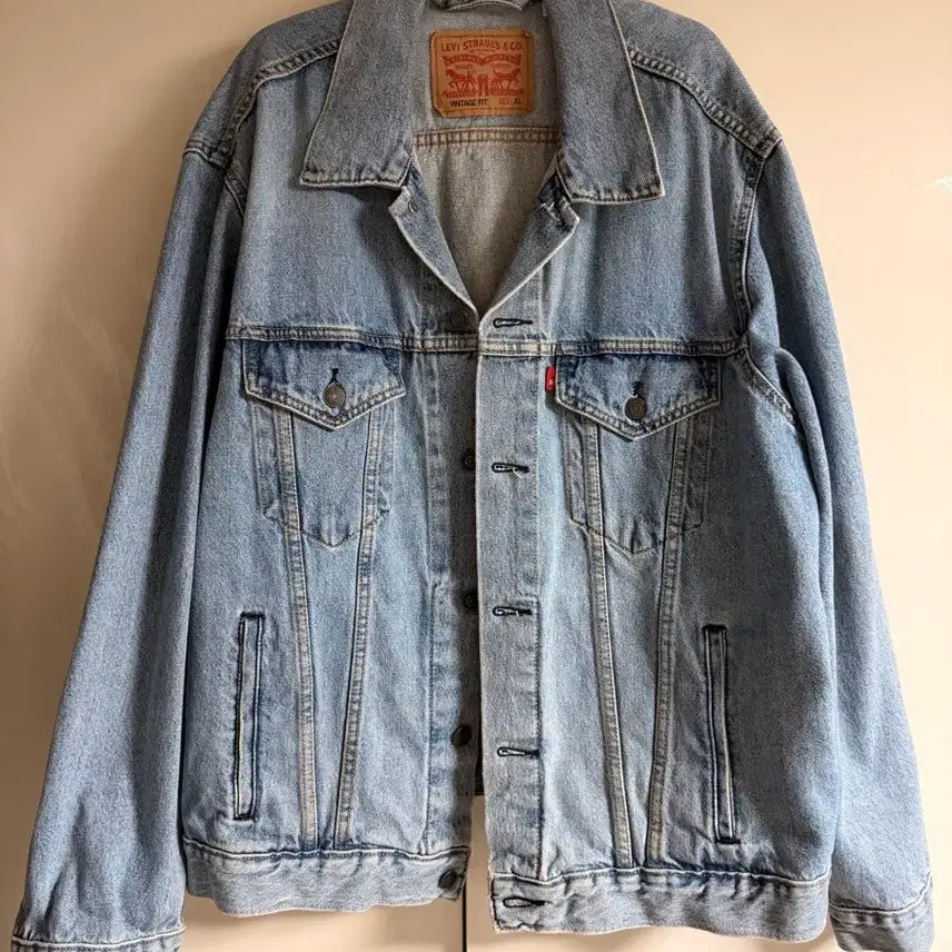 [BUNJANG] Levi's Denim Jacket Vintage Fit / 리바이스 데님 자켓 빈티지핏