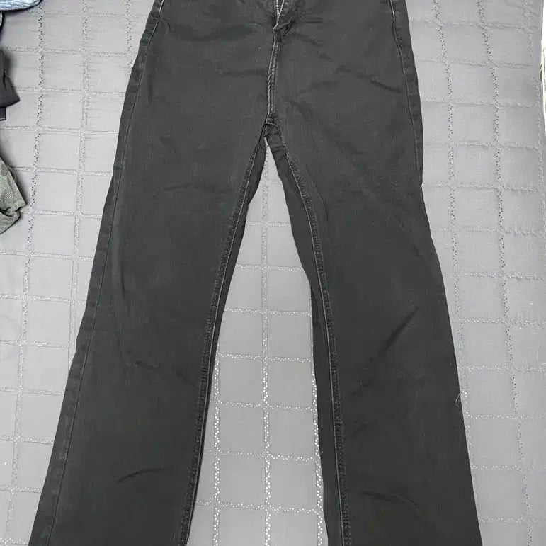 [BUNJANG] High-Waisted Black Bootcut Denim Pants / 하이웨스트 검정색 부츠컷 데님 팬츠