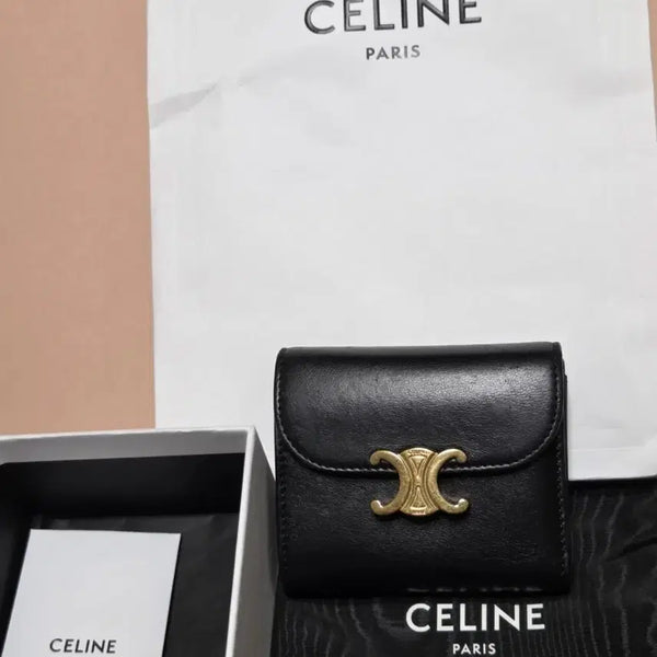 [BUNJANG] Celine Triomphe Flap Wallet Black / [정품/풀구성] 셀린느 트리옹프 플랩지갑 블랙