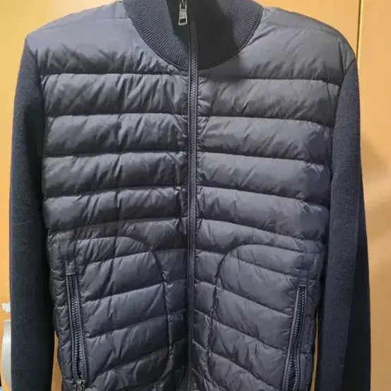 [BUNJANG] Moncler Knit Padded Jacket Navy / 몽클레어 니트패딩