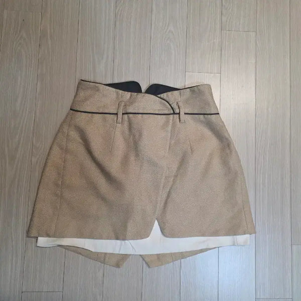 [BUNJANG] SYSTEM Beige Mini Skirt (Size 44-55) / 여자 44~55] 시스템  베이지  가을 여성  미니스커트 치마 데이트룩 하객룩