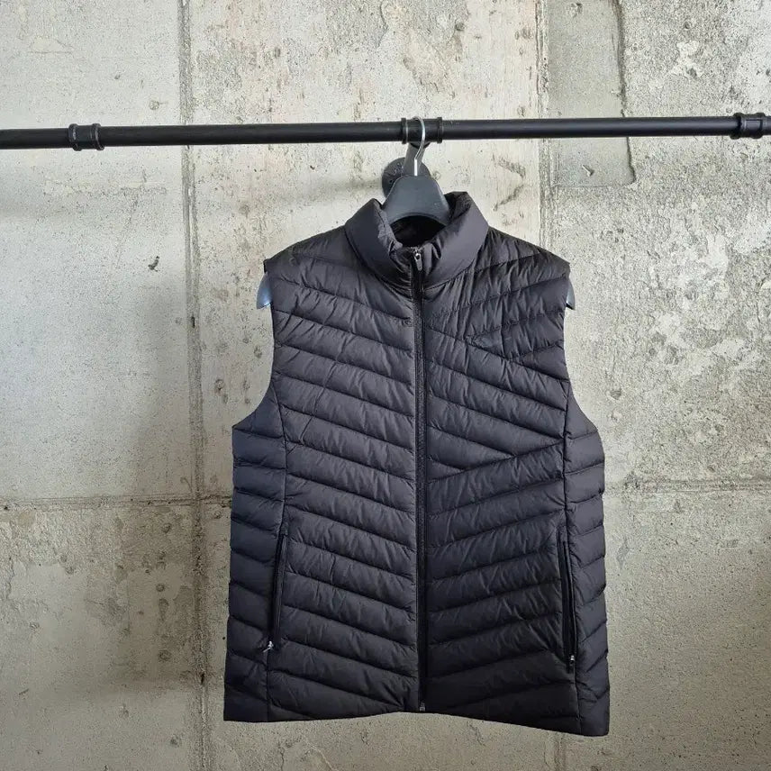 [BUNJANG] Prospecs Down Vest Black Size 100 / 프로스펙스 다운베스트