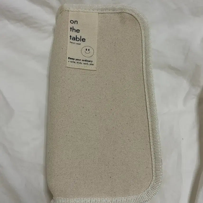 [BUNJANG] Biondi On The Table Canvas Pencil Case / 비온뒤 온더테이블 캔버스 필통