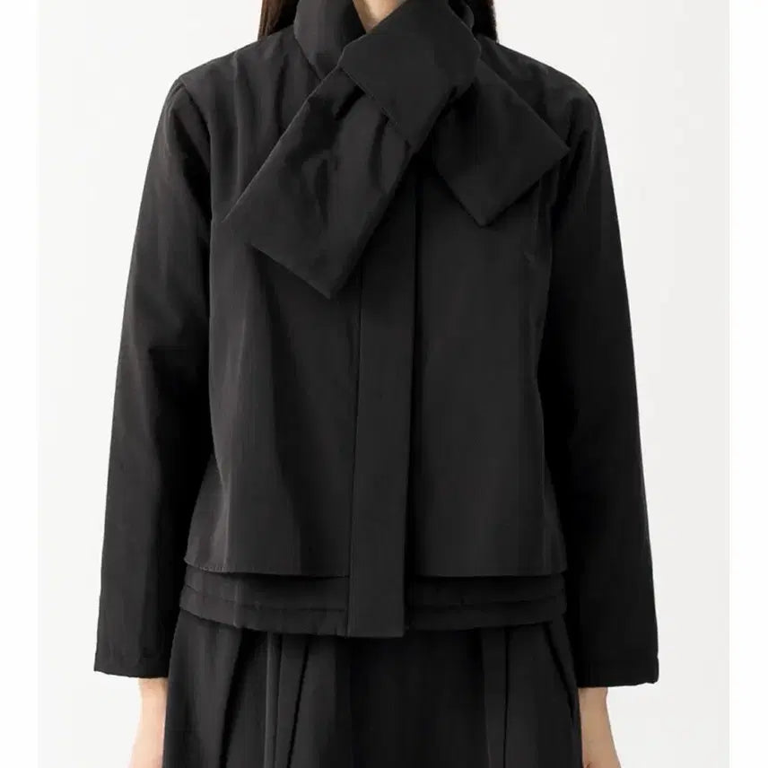 [BUNJANG] Eunoia Padded Jacket (Initial Version) with Scarf / 유노이아 패딩 자켓