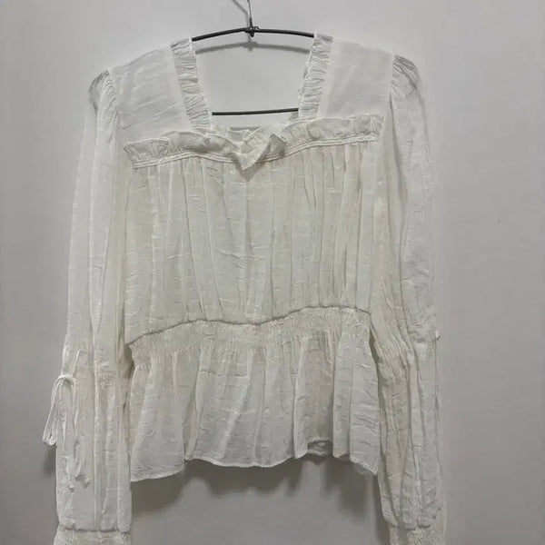 [BUNJANG] White Square Neck Blouse / 화이트 스퀘어넥 블라우스