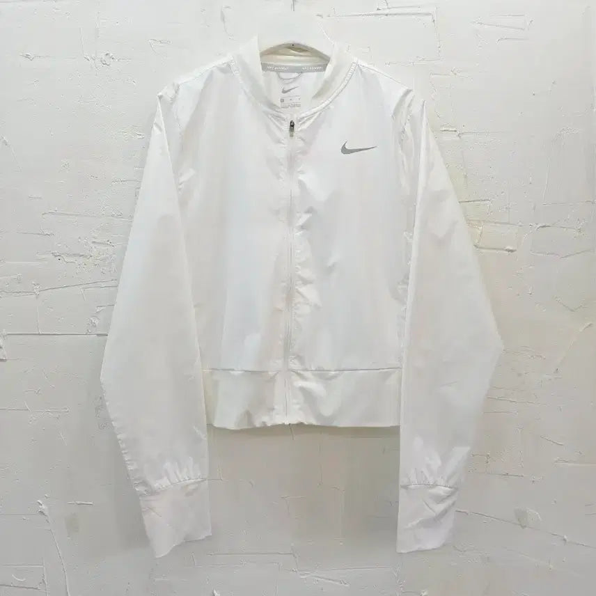 [BUNJANG] Nike Women's Windrunner Jacket M / Nike 나이키 러닝 우먼스 윈드러너 바람막이 M