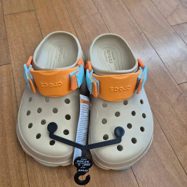[BUNJANG] Crocs All Terrain Clog Beige / 크록스 올터레인 클로그 베이지