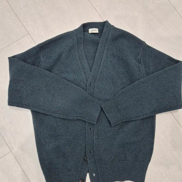 [BUNJANG] Thelow Alpaca Cardigan Size 2 / 인더로우 알파카 가디건 2사이즈