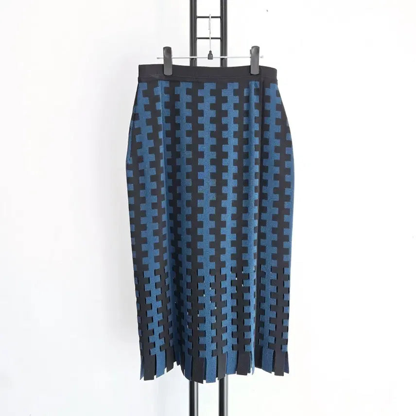[BUNJANG] The Izzat Lattice Pattern Knit Skirt / 정품 더아이작 THE IZZAT 격자패턴 니트 스커트