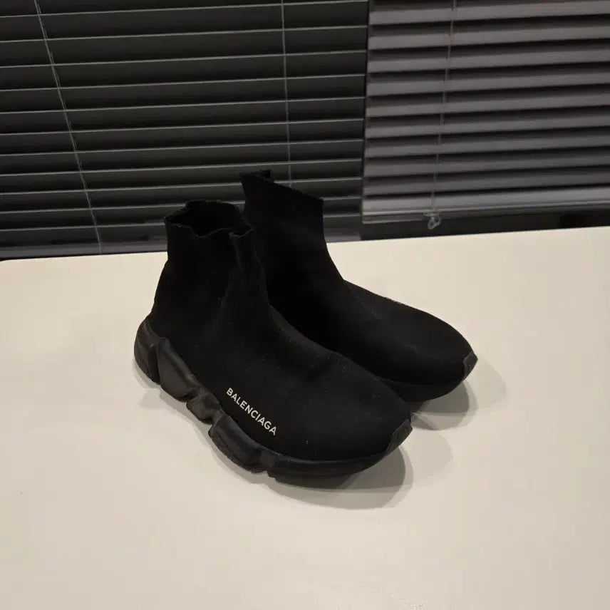 [BUNJANG] Balenciaga Speed Trainer Shoes / 발렌시아가 스피드러너 230~235