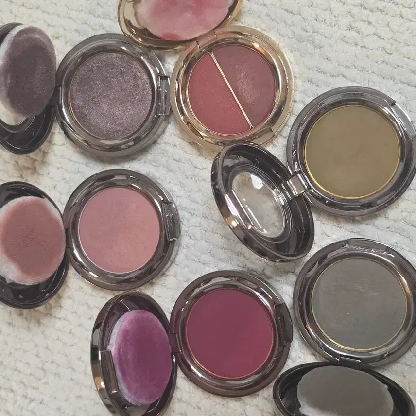 [BUNJANG] Ameli Eyeshadow Set / 아멜리 아이섀도우