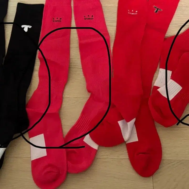 [BUNJANG] I.AB Studio Player Issue Socks (Black, Pink, Red) - Long Length / 선수지급용 아이앱 양말