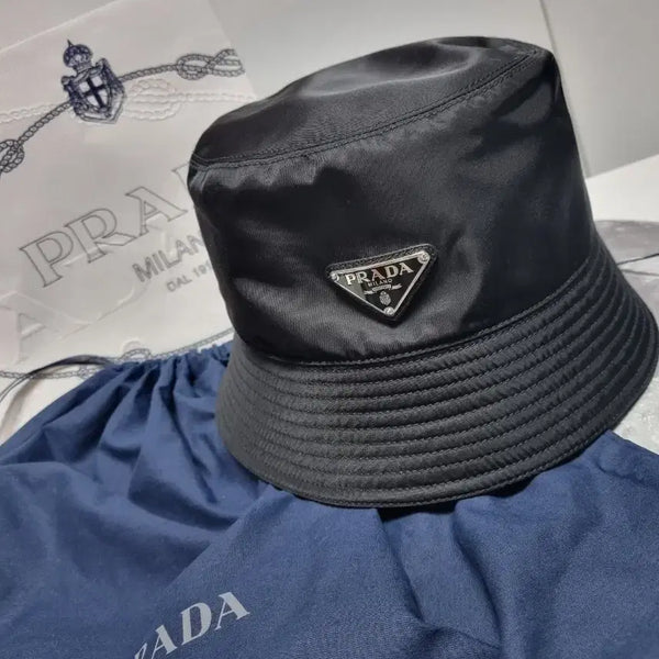 [BUNJANG] Prada Bucket Hat XL / 프라다 버킷햇 xl사이즈 팝니다.