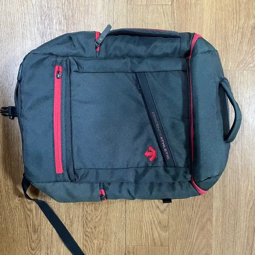 [BUNJANG] Descente Athletic Backpack Grey/Red / 데상트 애슬레틱 백팩 그레이/레드