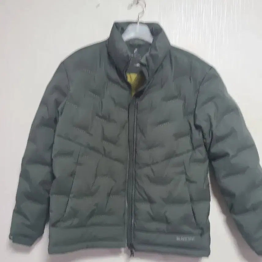 [BUNJANG] Black Yak Lightweight Padded Jacket Size 100 / 블랙야크 경량 패딩 자켓 100