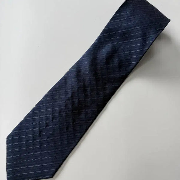 [BUNJANG] Louis Feraud 9.2cm Silk Necktie / 루이페로 (Louis Feraud) 실크 넥타이 9.2cm