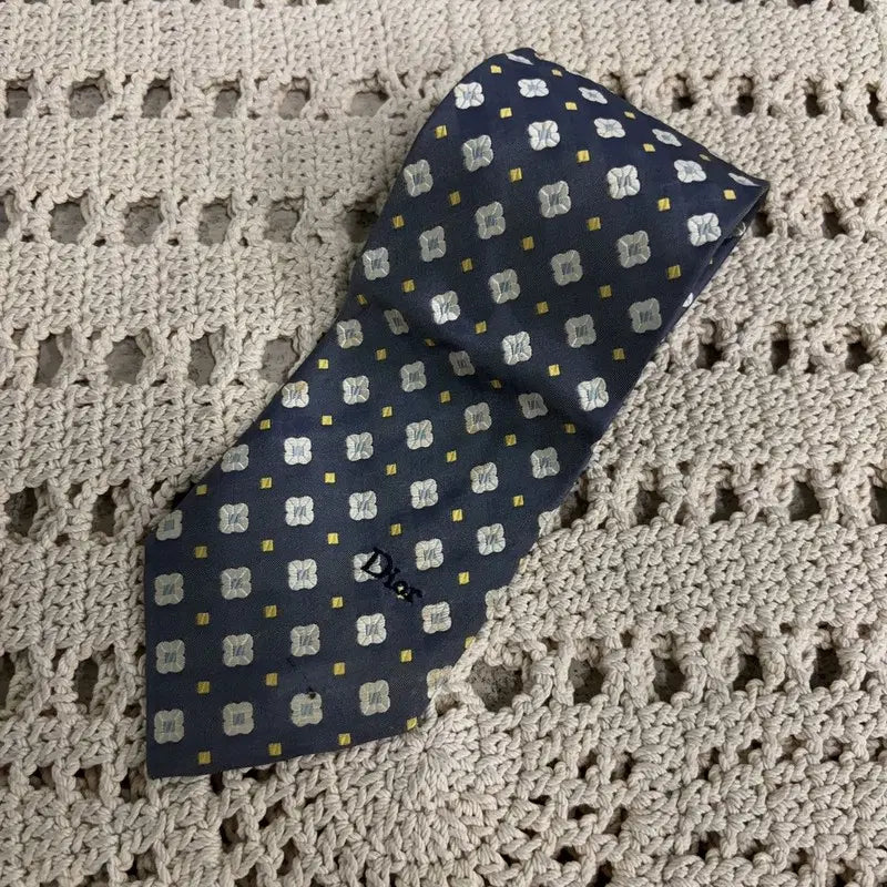 [BUNJANG] Christian Dior Silk Necktie / 크리스찬디올 실크 넥타이