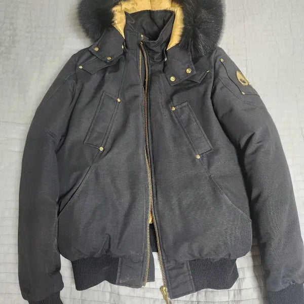 [BUNJANG] Moose Knuckles Ballistic Bomber Jacket - Gold / 무스너클 발리스틱 금장 팝니다