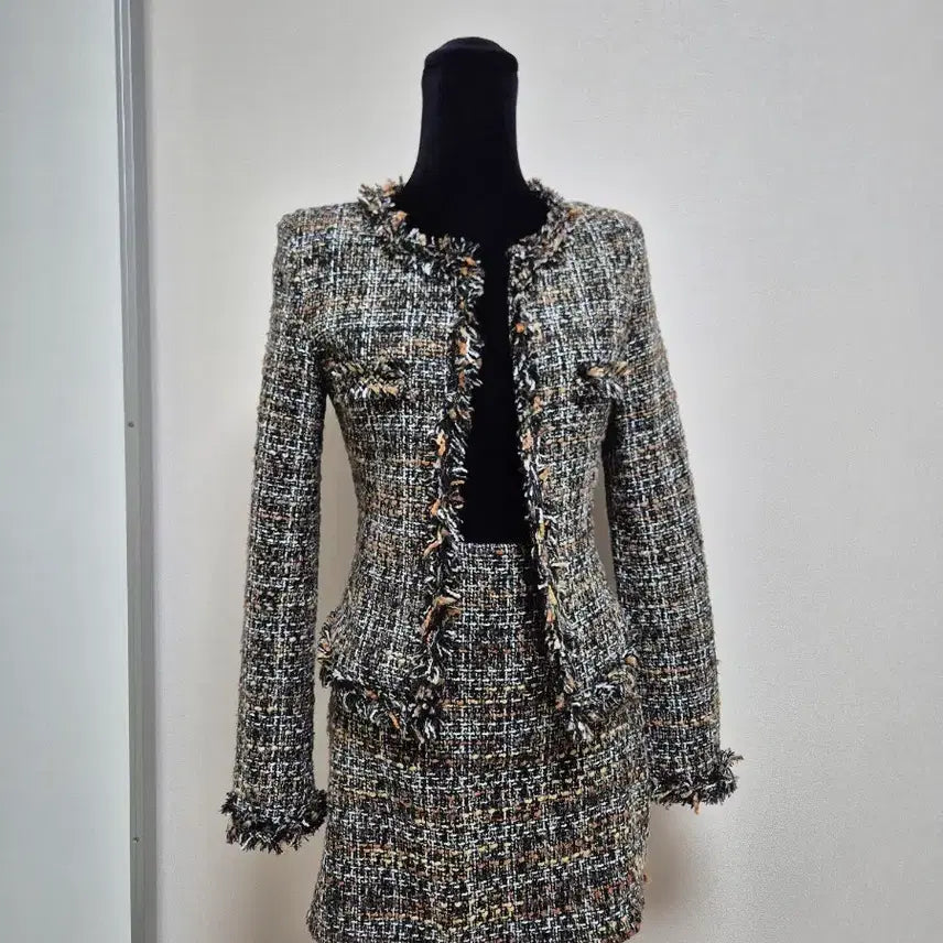[BUNJANG] Tweed Jacket and Skirt Set / 교신 원가 15만원 현대백화점 트위드 자켓 스커트 세트 하객룩