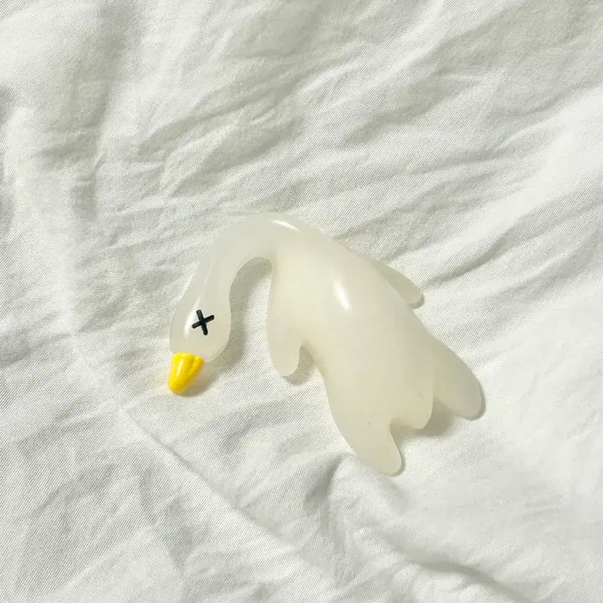 [BUNJANG] Color-Changing Duck Toy / 자외선 받으면 색 변하는 오리