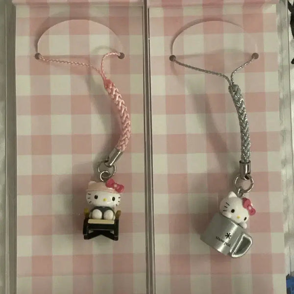 [BUNJANG] Hello Kitty x Snow Peak Collaboration Keychain 2-Set / 헬로키티 스노우피크 콜라보 키링 2종 세트 키티 피규어 스트랩