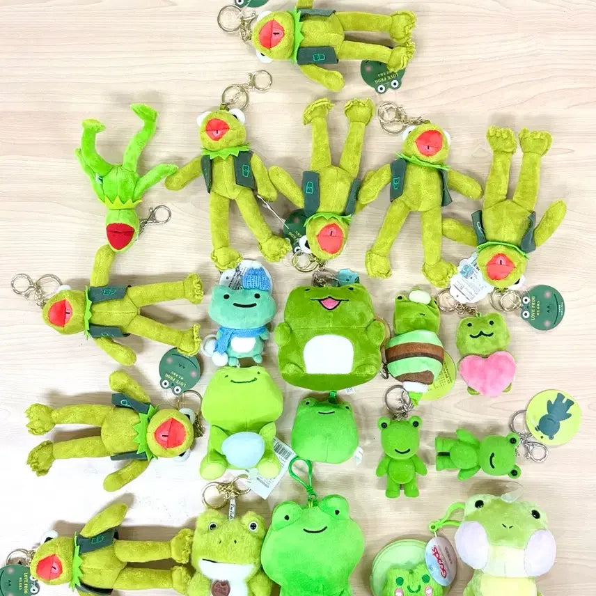 [BUNJANG] Cute Frog Keychain Bundle / Frog귀여운 두꺼비개구리깨꾹이 인형뽑기 키링열쇠가방고리 인형keyeing 일괄