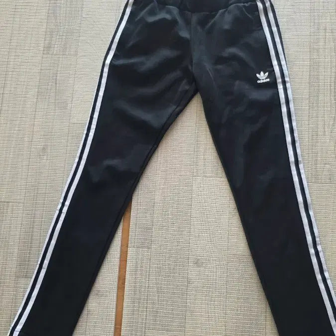 [BUNJANG] Adidas Training Pants Black / 아디다스 트레이닝 바지 블랙