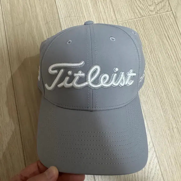 [BUNJANG] Titleist Performance Tour Cap / 새상품 타이틀리스트 퍼포먼스 투어 모자 팝니다
