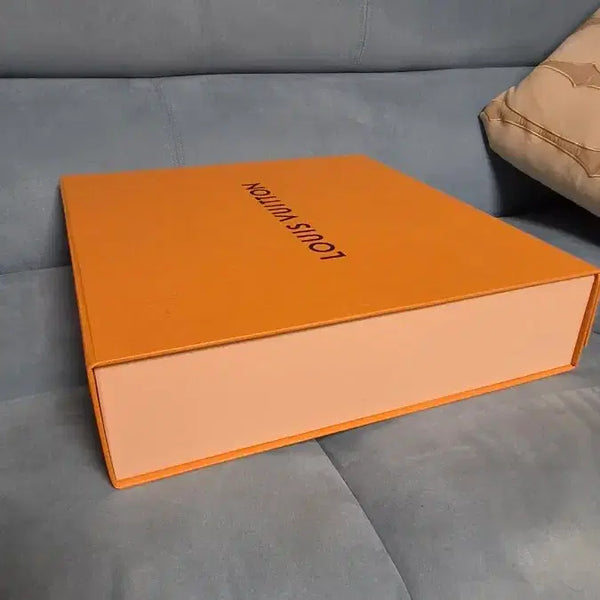[BUNJANG] Louis Vuitton Monogram Clutch Large Box (Single Item) / 0-1))루이비통가방박스실측36*34*8 (스크레치박스)