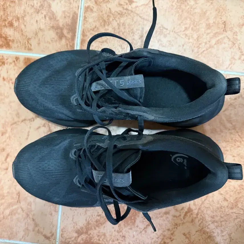 [BUNJANG] ASICS NovaBlast 5 Black / 이식스 노바블라스트5
