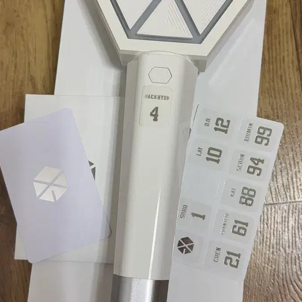 [BUNJANG] EXO Official Light Stick 'Newtify' Bundle Set / 엑소 응원봉 뉴리디 뉴리디봉 판매