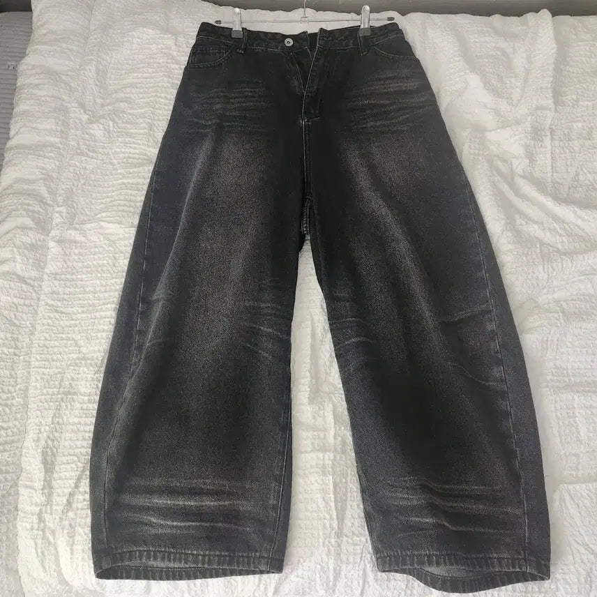 [BUNJANG] B.Access Black Washed Wide Denim Pants / 비엑세스 흑청 데님팬츠