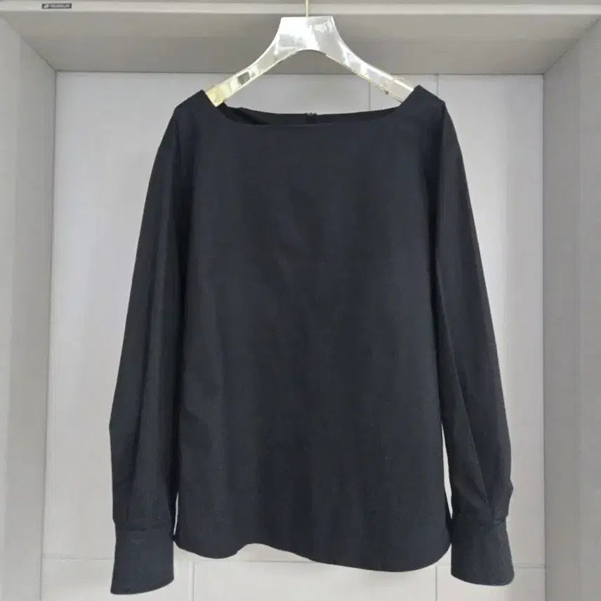 [BUNJANG] Time Pearl Sleeve Blouse / 타임 진주 소매 블라우스