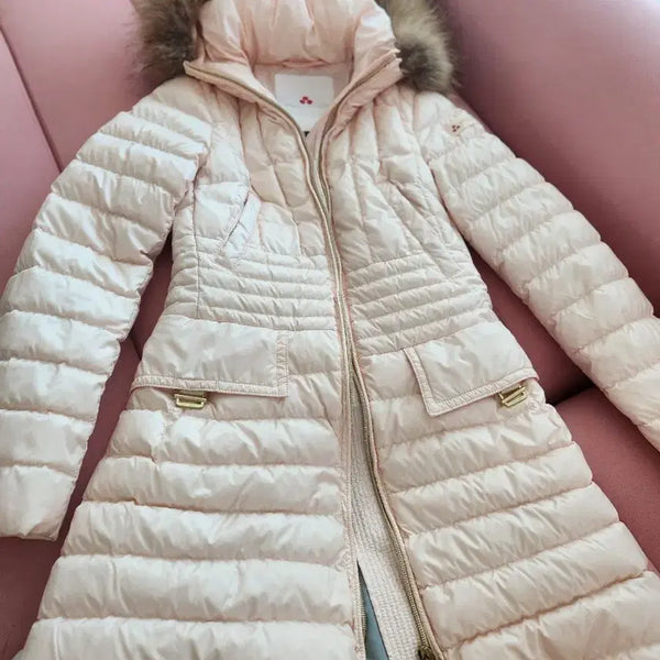 [BUNJANG] Petrei Goose Down Padded Jacket / 페트레이 패딩