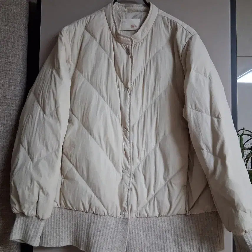 [BUNJANG] isae Goose Down Lightweight Padded Jumper / isae이새 구스다운 경량패딩점퍼