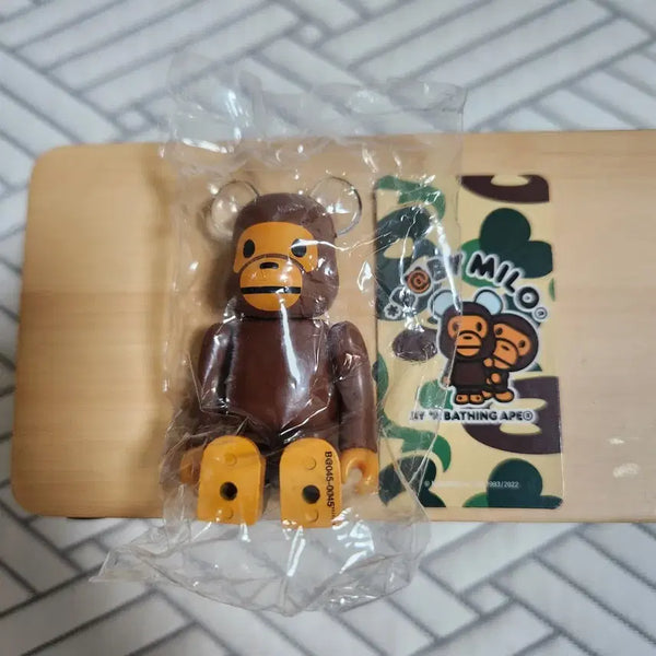 [BUNJANG] Bearbrick Series 45 Bape Milo / 베어브릭 45탄 슈시 베이프 마일로