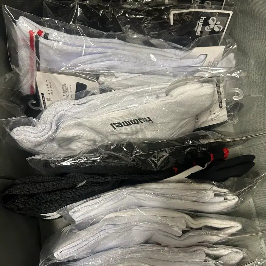 [BUNJANG] Hummel Soccer Socks Player Issue Bundle (11 Pairs) / 험멜 축구 스타킹 선수지급용 (9개)