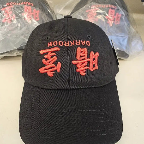 [BUNJANG] Darkroom Upside Down Red Logo Ball Cap / 다크룸 업사이드다운 레드로고 볼캡(비닐 택 새상품)