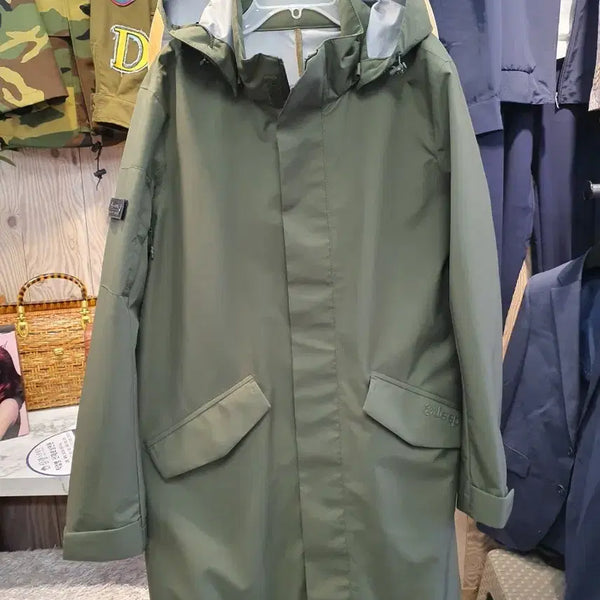 [BUNJANG] Jeep 3-Layer Long Windbreaker Jacket (Khaki, M/95) / [상태최상/남녀공용] 지프(Jeep) 기능성 3레이어 롱 바람막이 (M/95)