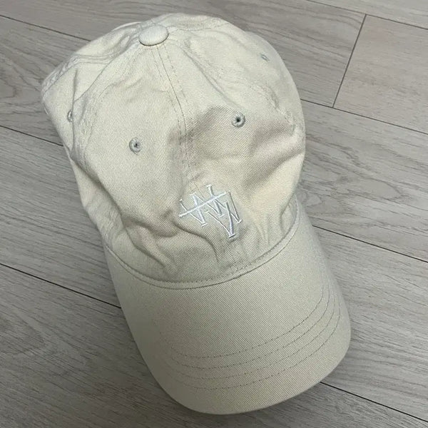 [BUNJANG] WVV Beige Ball Cap / WVV 베이지 볼캡