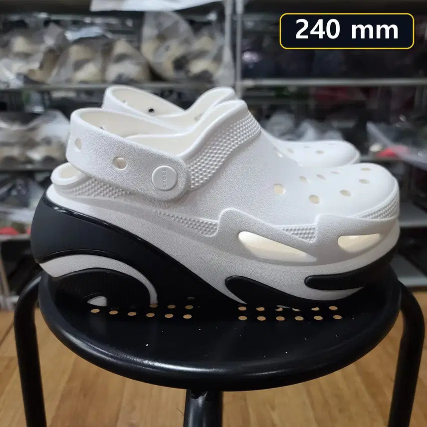 [BUNJANG] Crocs Bubble Crush Clog / 크록스 버블 크러쉬 클로그 240mm [210061-100]