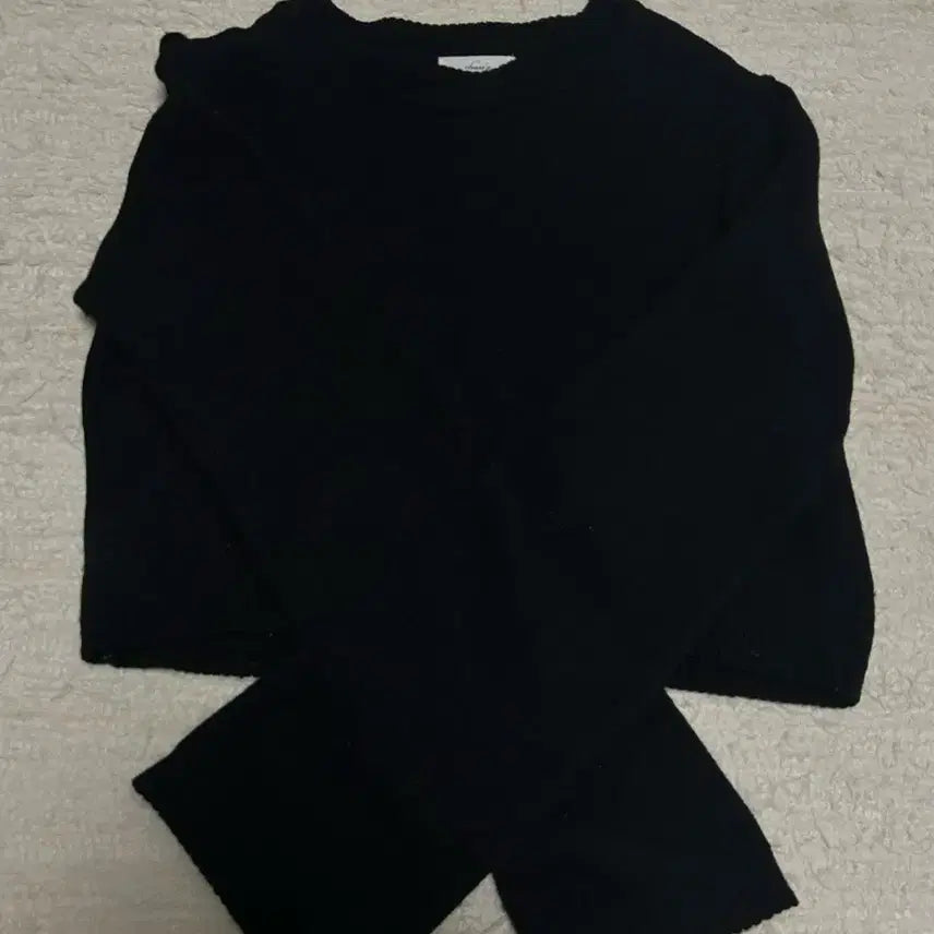 [BUNJANG] Black Cropped Knit Sweater / 블랙 크롭 니트