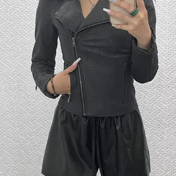 [BUNJANG] Armani Exchange Vampy Rider Jacket XS / 아르마니 익스체인지 락시크 딱붙핏 뱀피 라이더 자켓 XS C15285